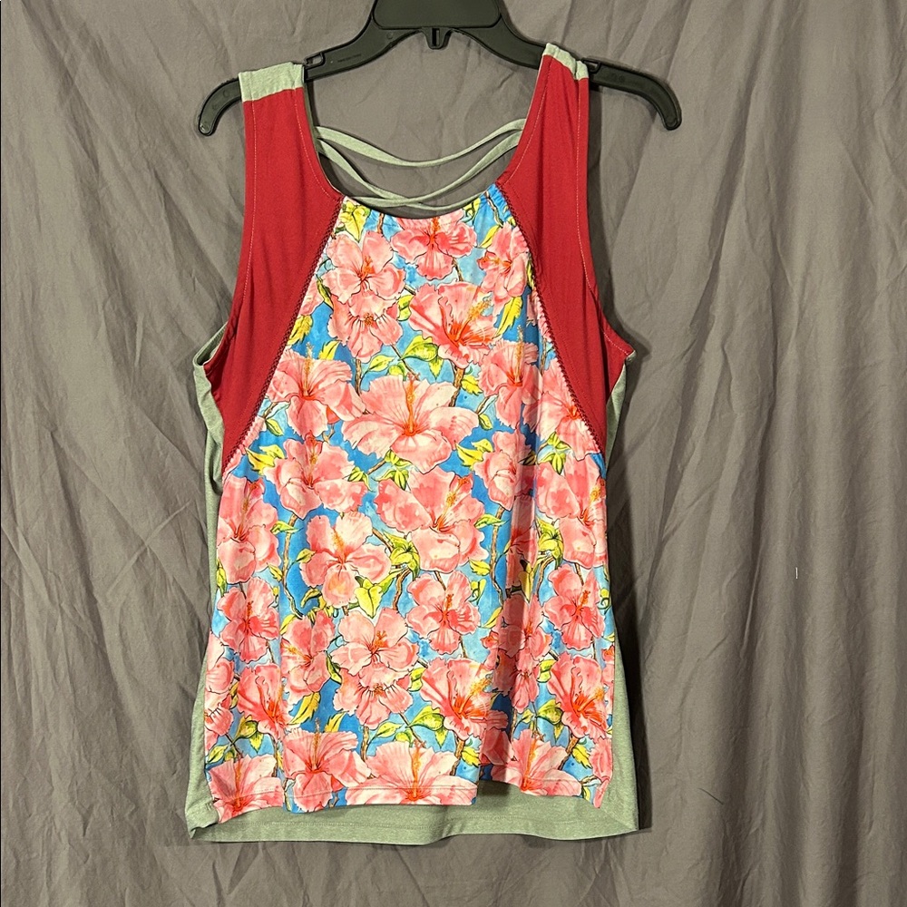Floral Sleeveless Athletic Tank Top - Red and Gray Large